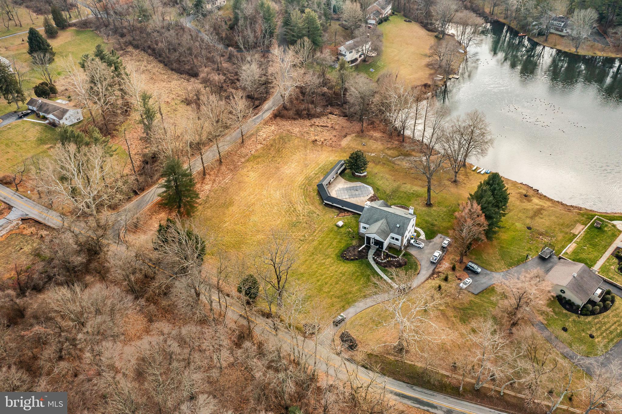 HILLOCH MANOR - Residential