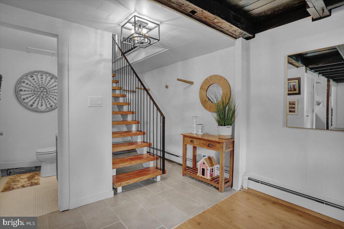 HILLOCH MANOR - Residential