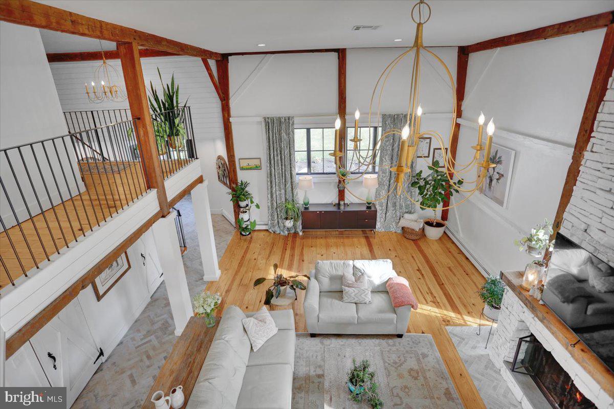 HILLOCH MANOR - Residential