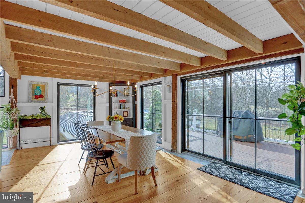 HILLOCH MANOR - Residential