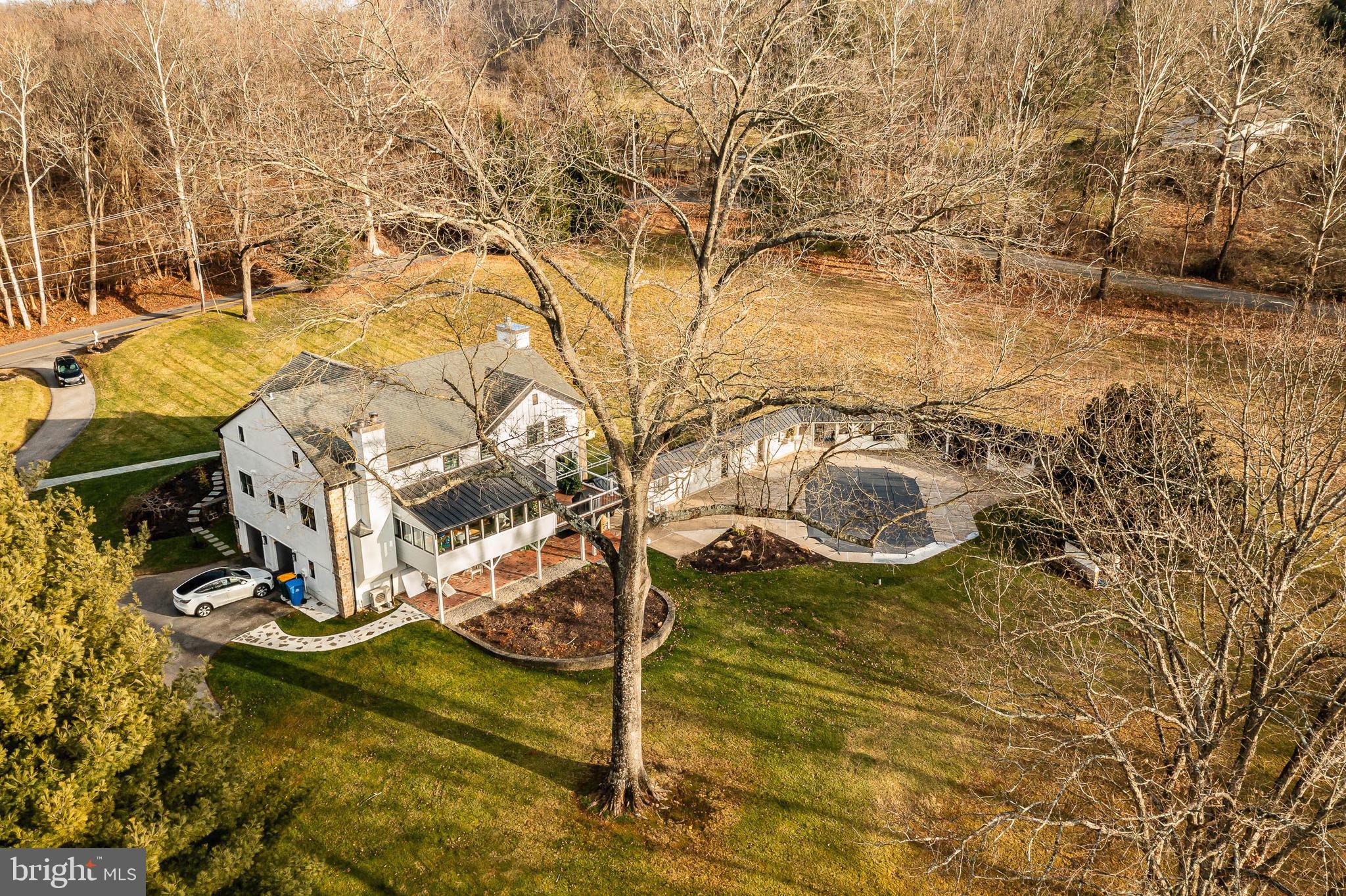 HILLOCH MANOR - Residential