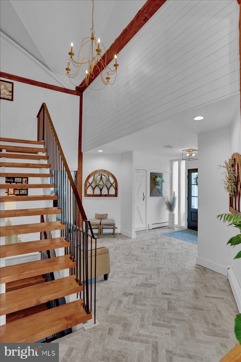 HILLOCH MANOR - Residential