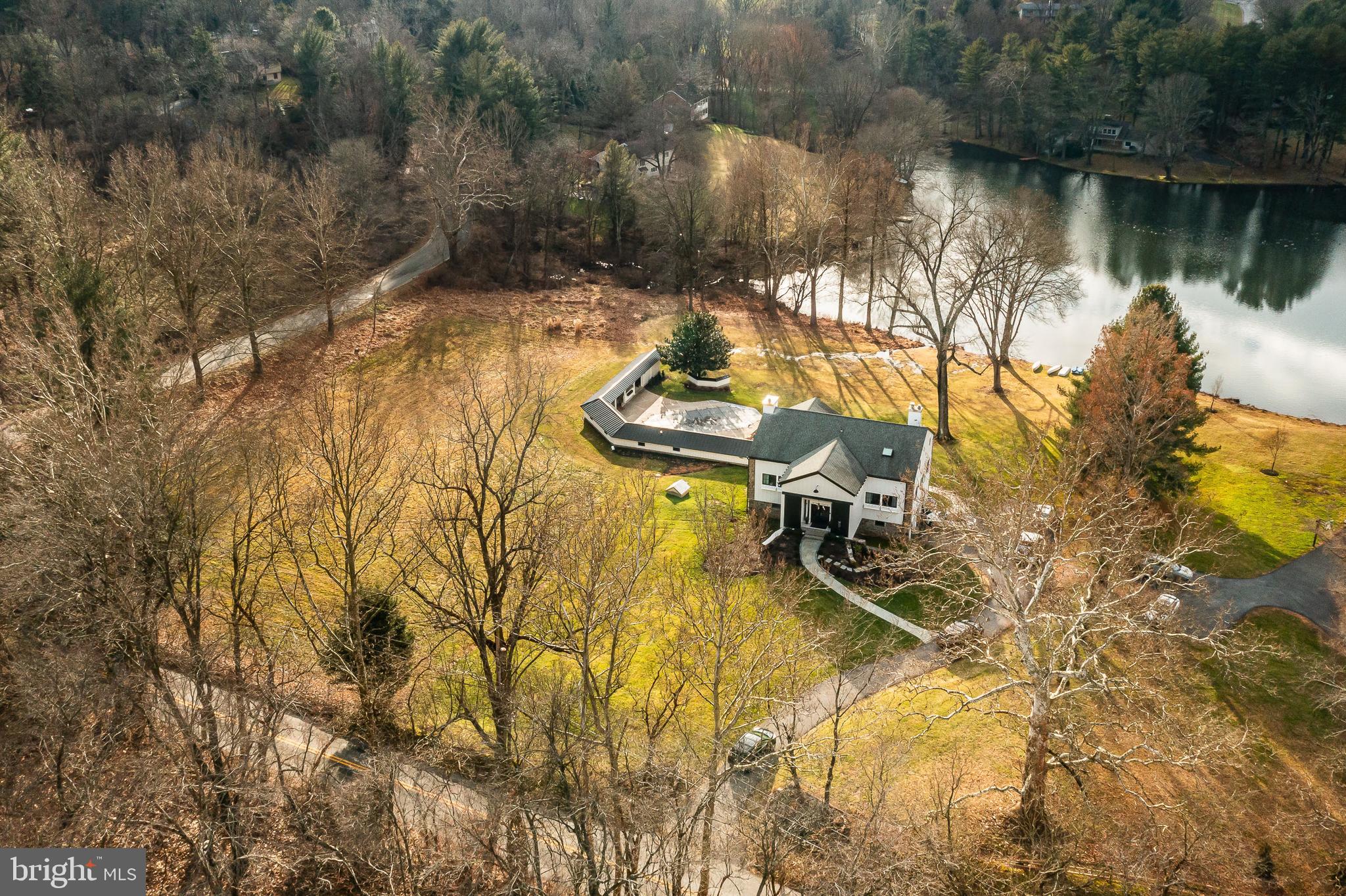 HILLOCH MANOR - Residential