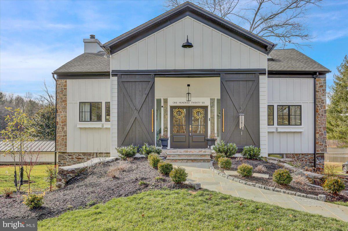 HILLOCH MANOR - Residential