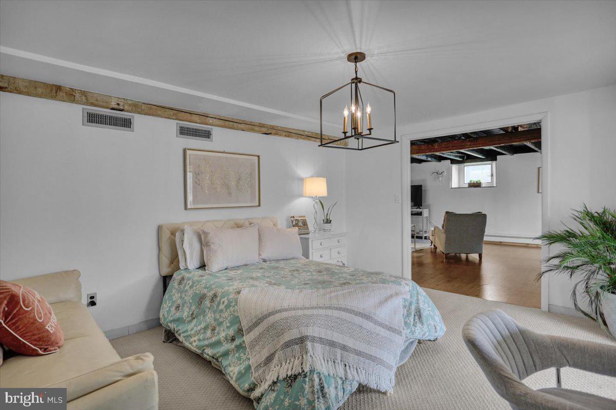 HILLOCH MANOR - Residential