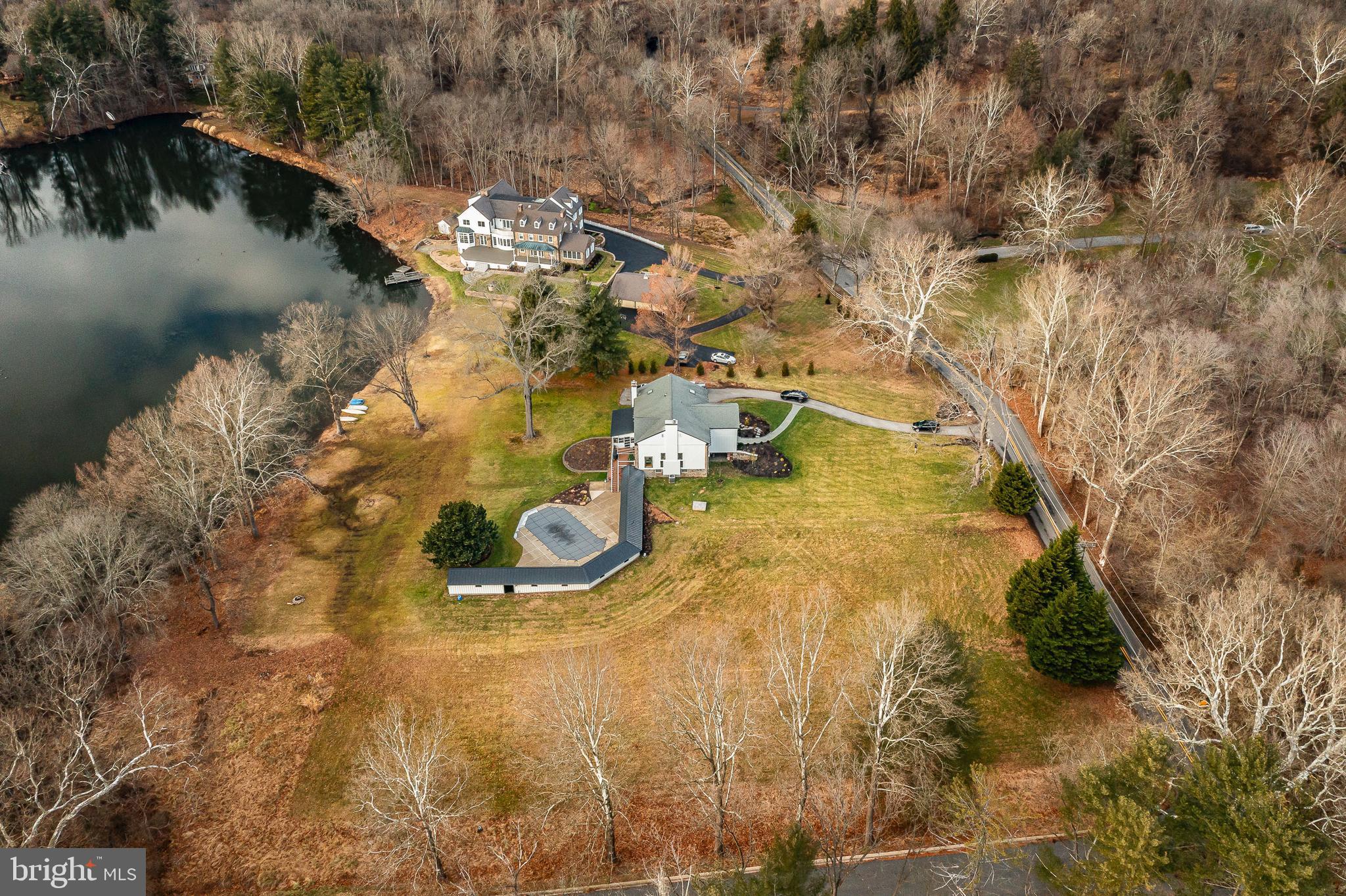 HILLOCH MANOR - Residential