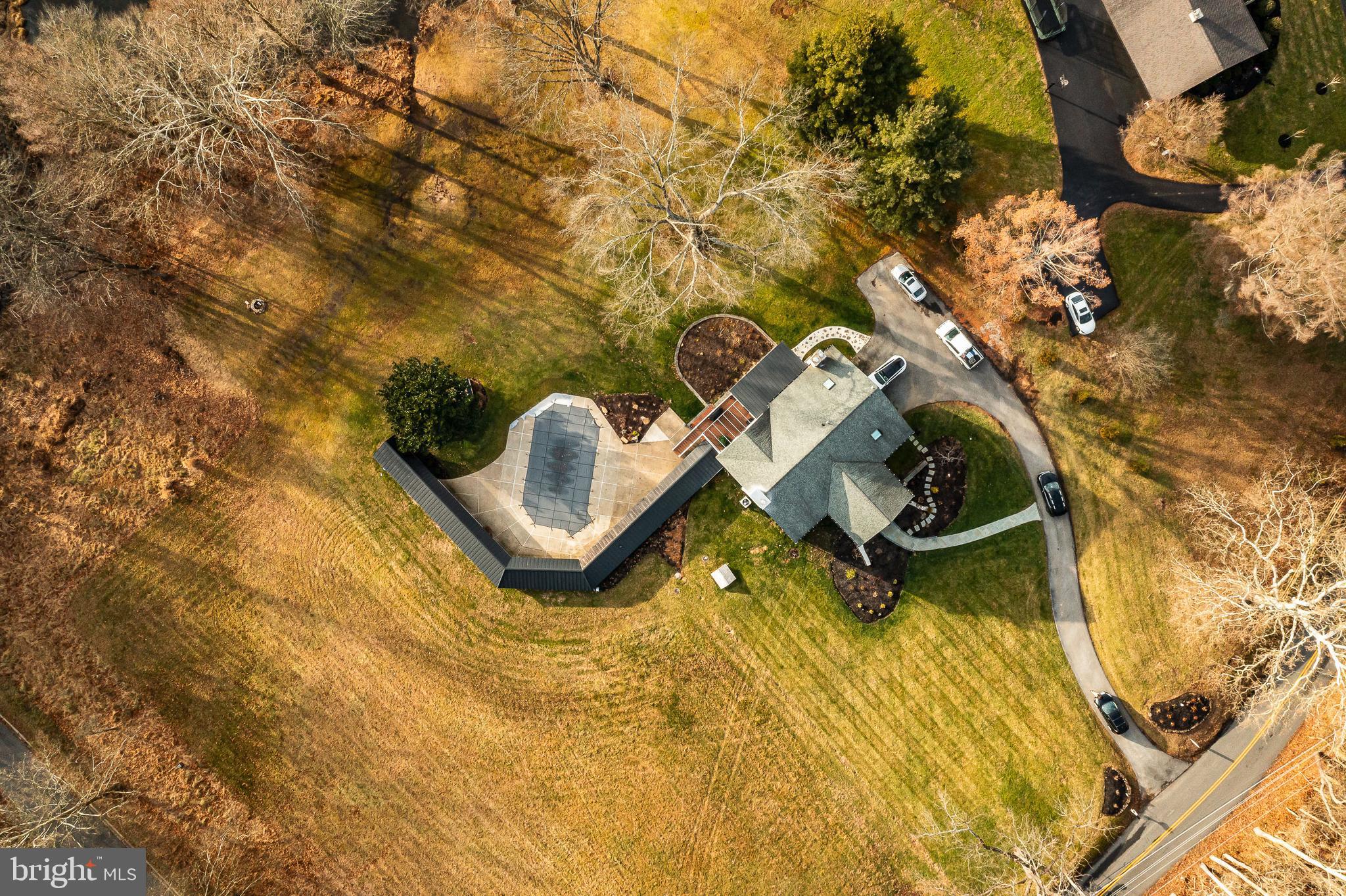 HILLOCH MANOR - Residential