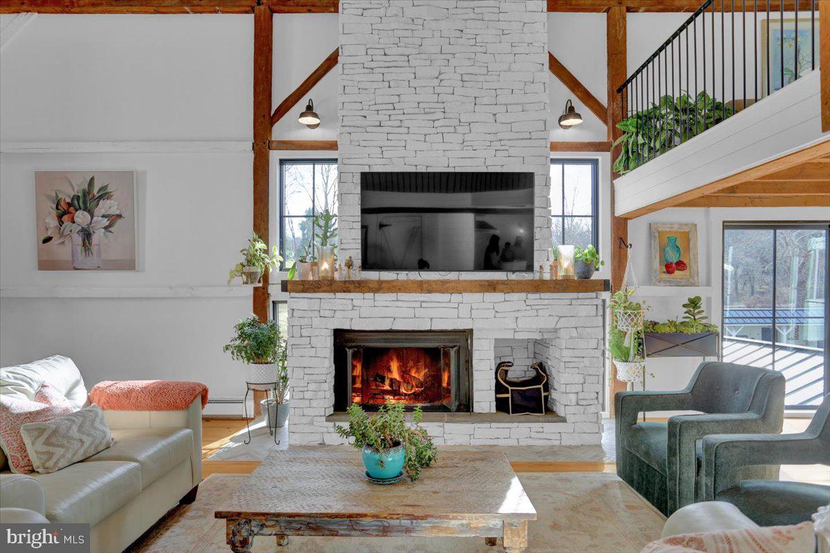 HILLOCH MANOR - Residential