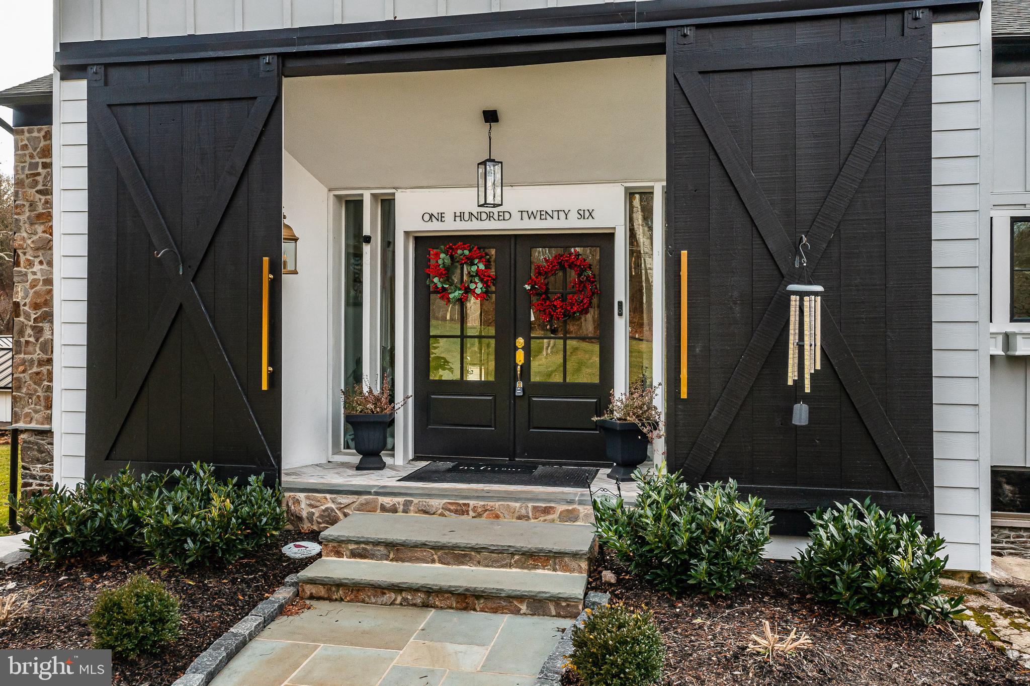 HILLOCH MANOR - Residential