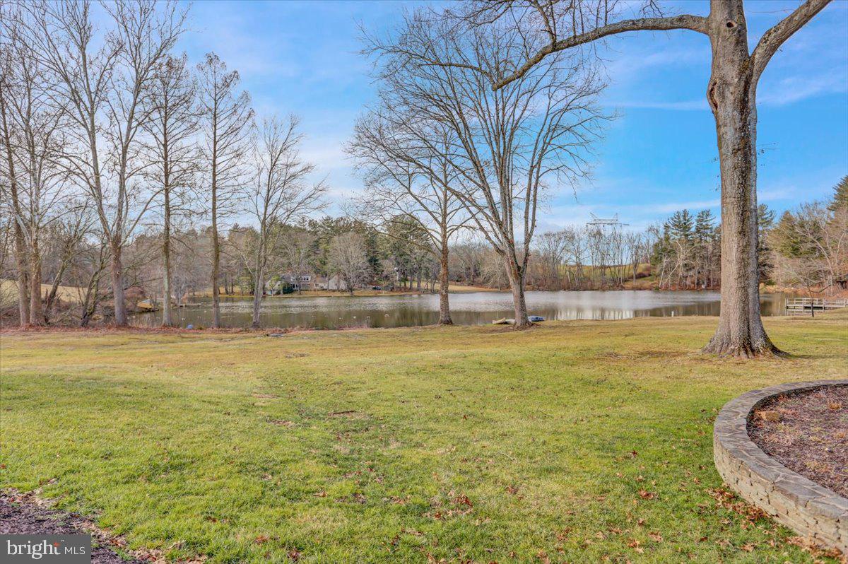 HILLOCH MANOR - Residential