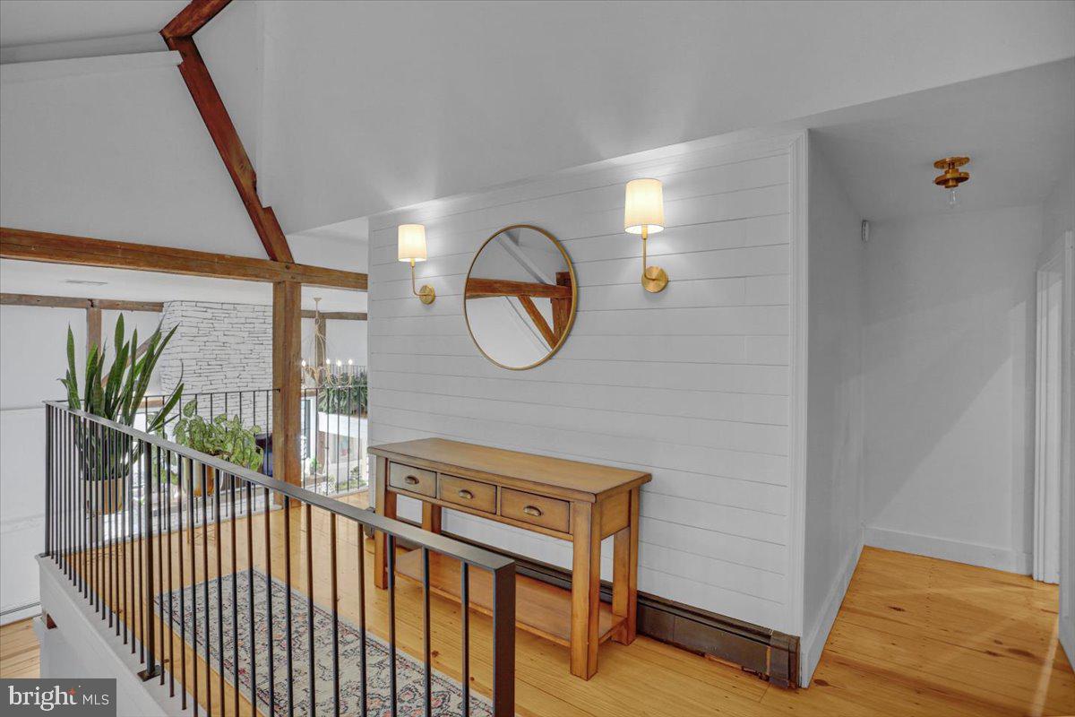 HILLOCH MANOR - Residential