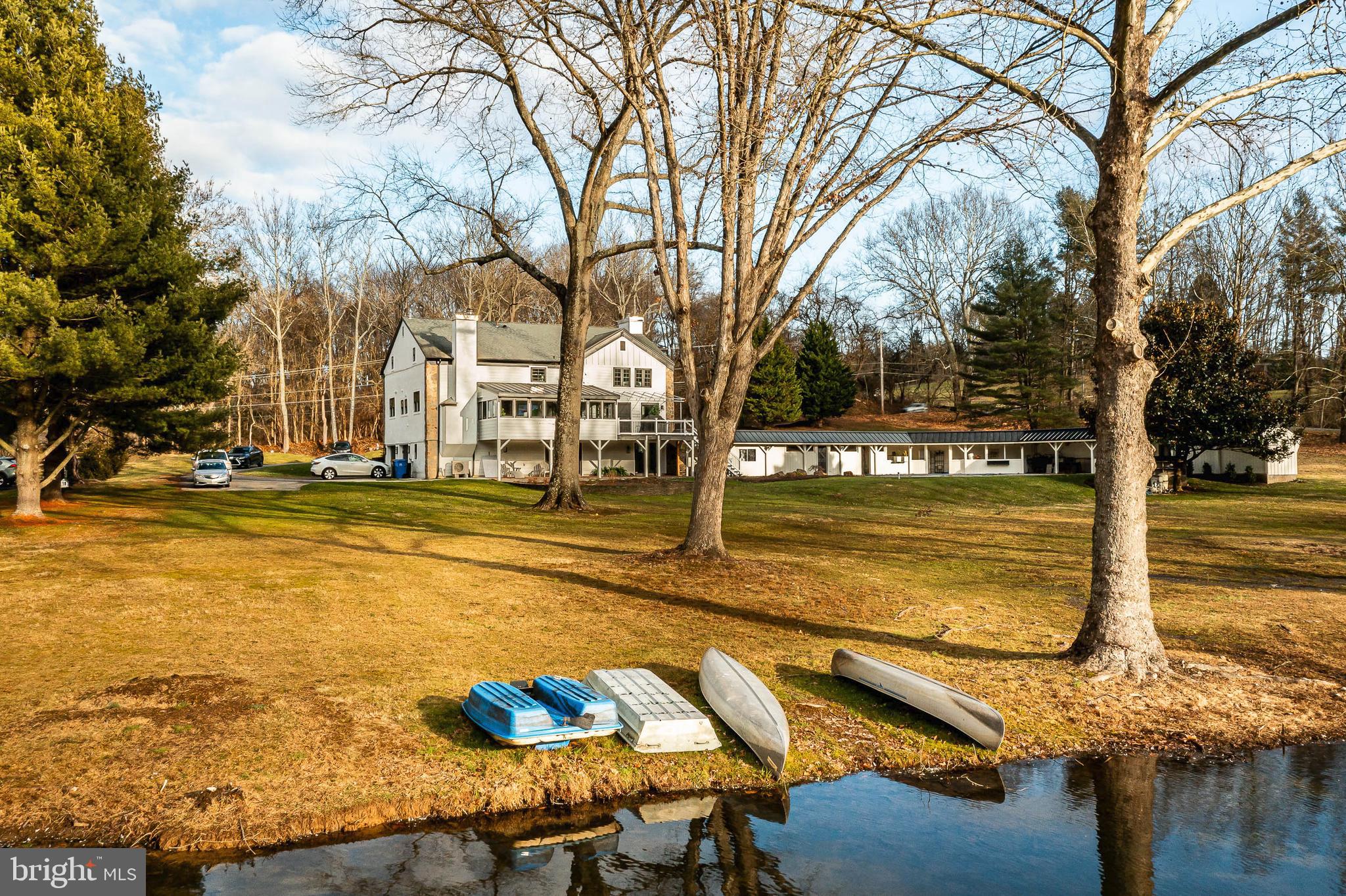 HILLOCH MANOR - Residential