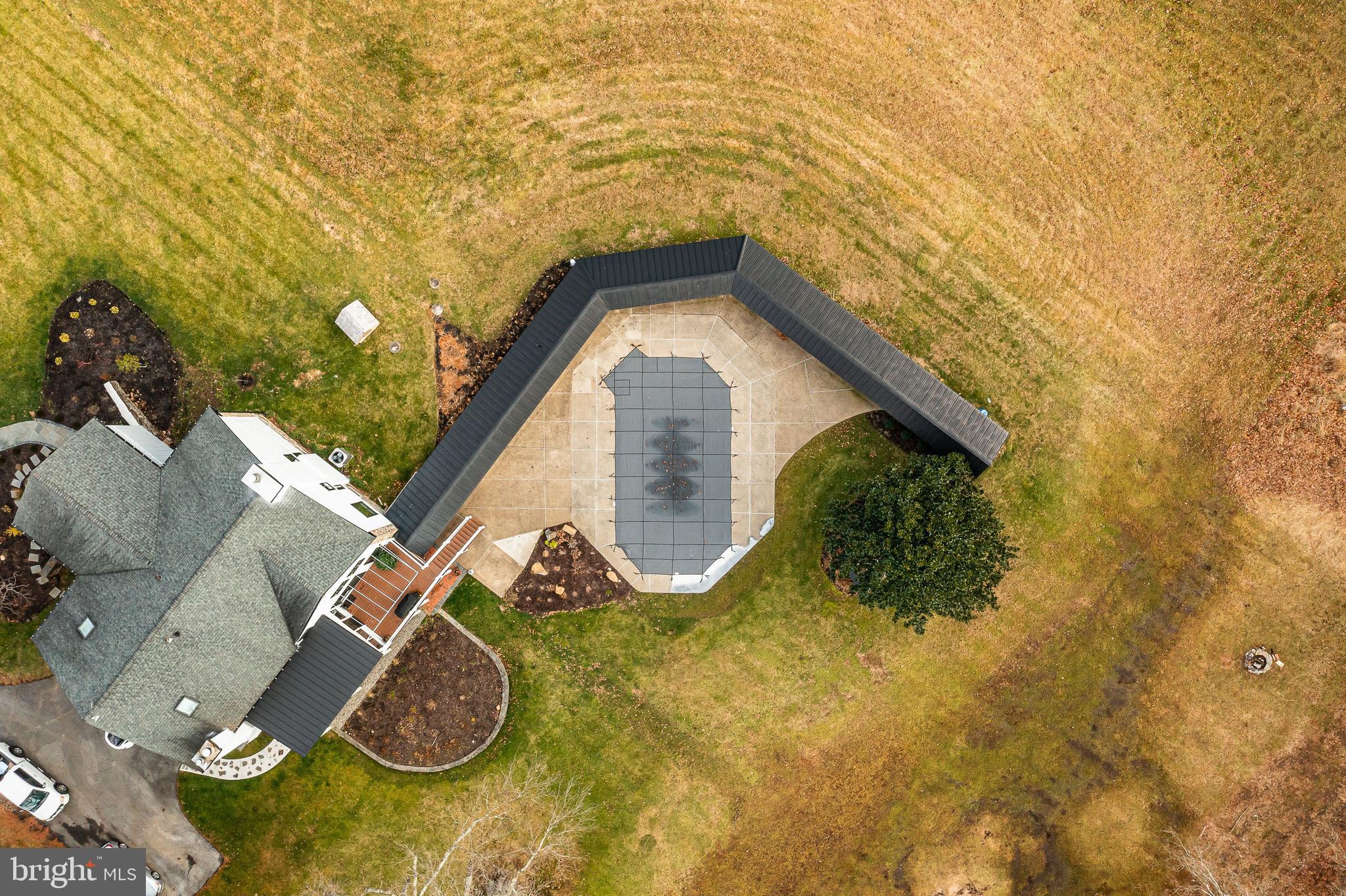 HILLOCH MANOR - Residential