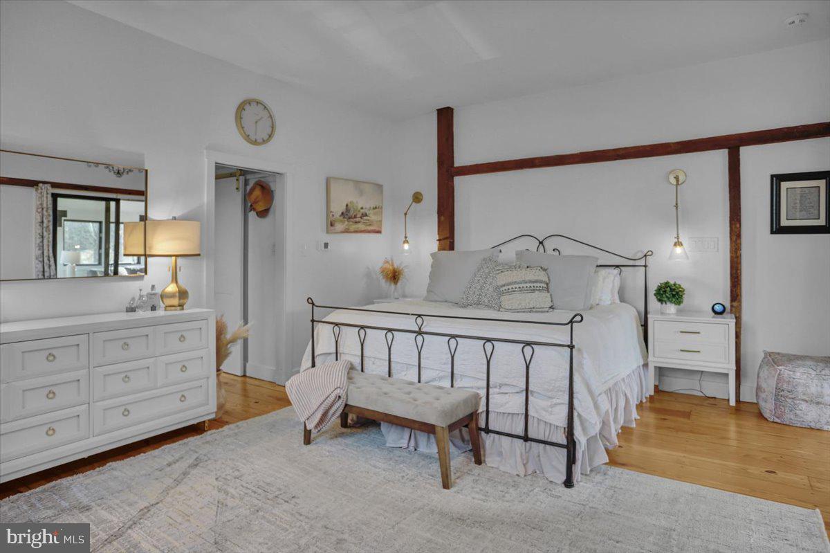 HILLOCH MANOR - Residential