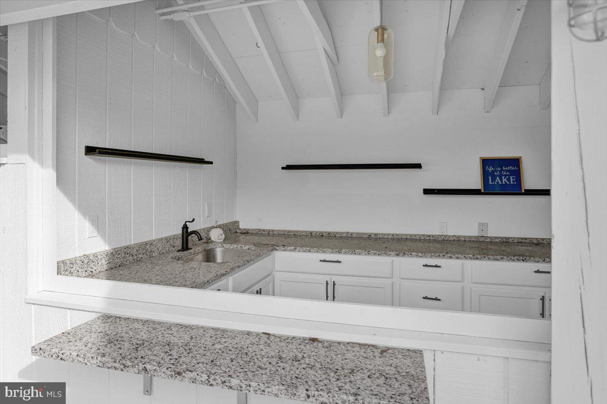 HILLOCH MANOR - Residential