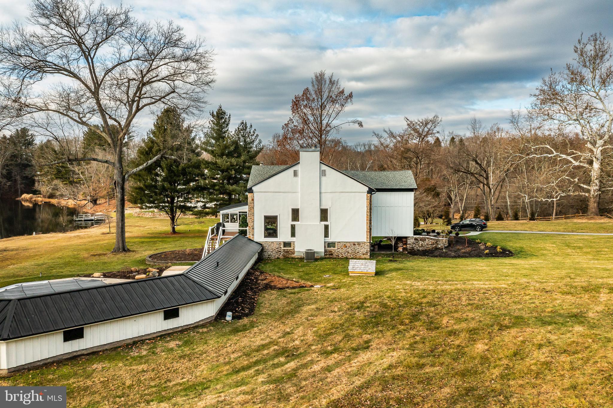 HILLOCH MANOR - Residential