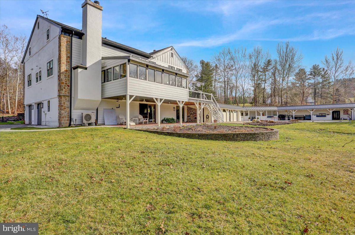 HILLOCH MANOR - Residential