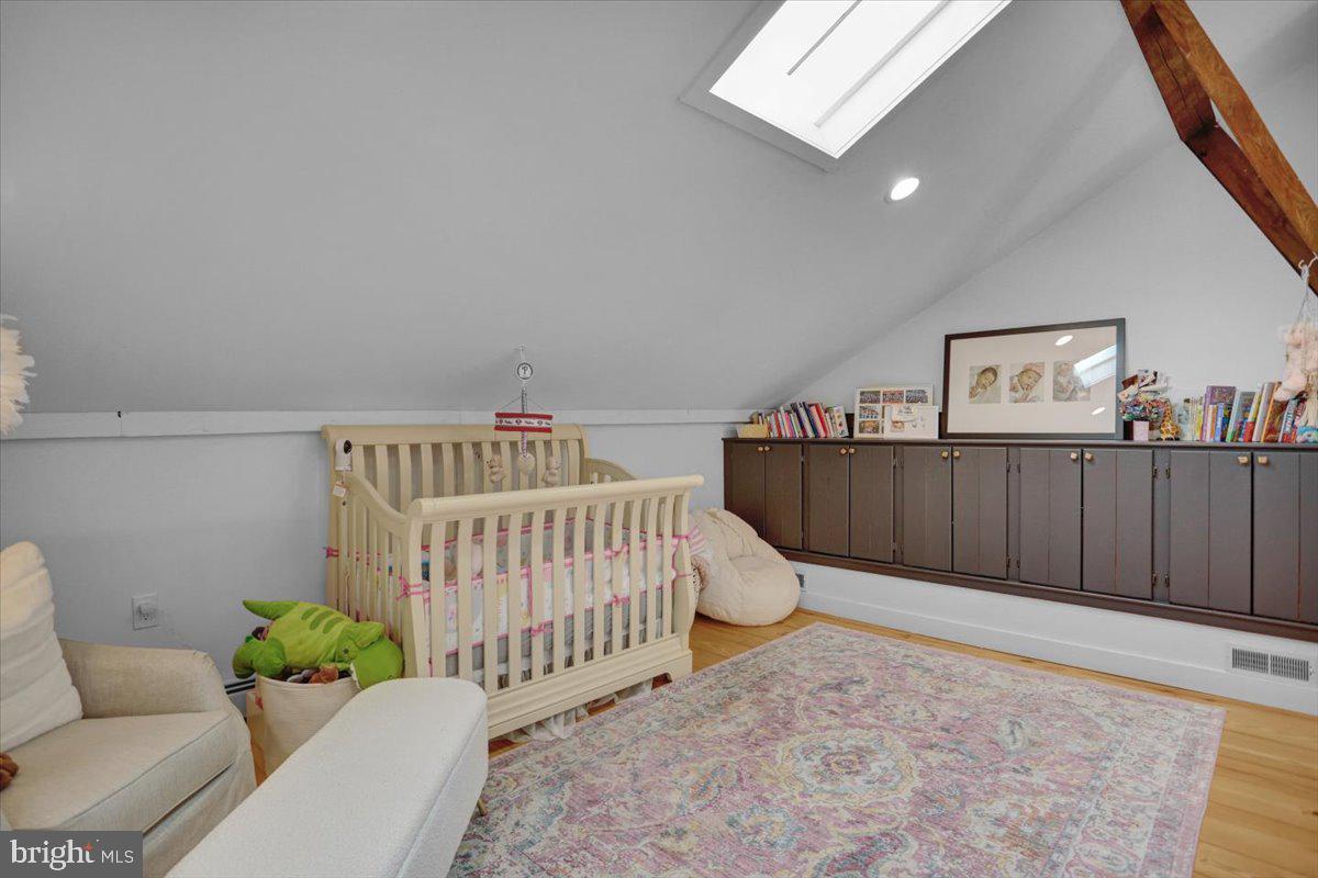 HILLOCH MANOR - Residential