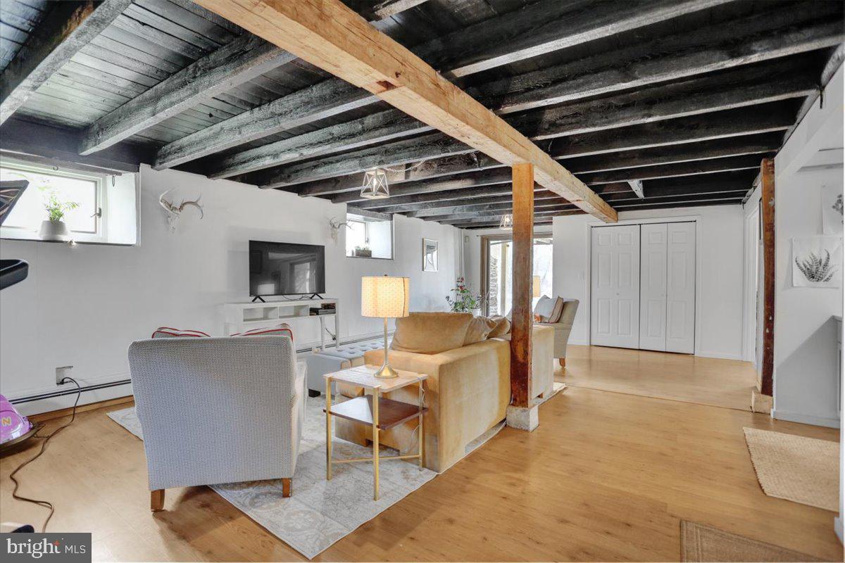 HILLOCH MANOR - Residential