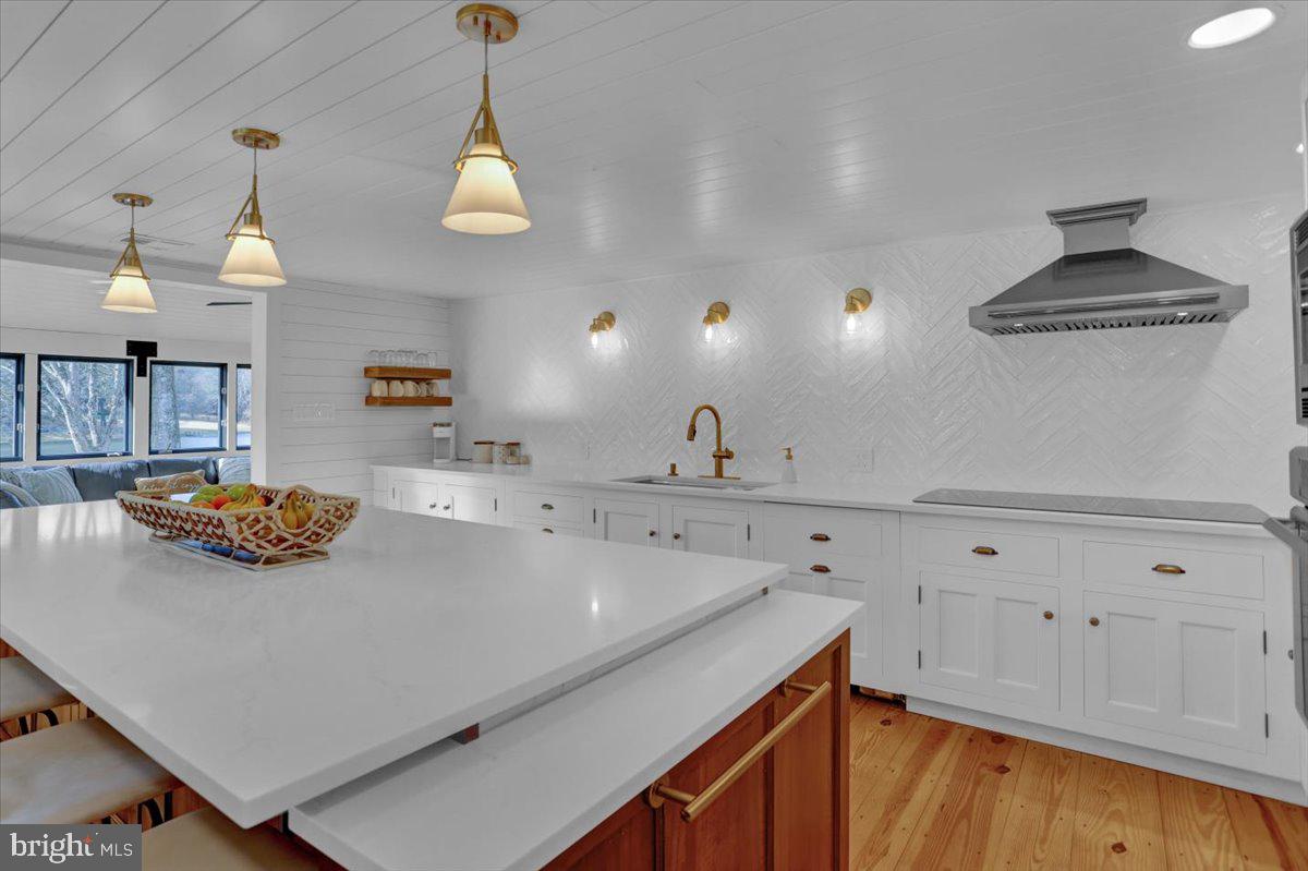 HILLOCH MANOR - Residential