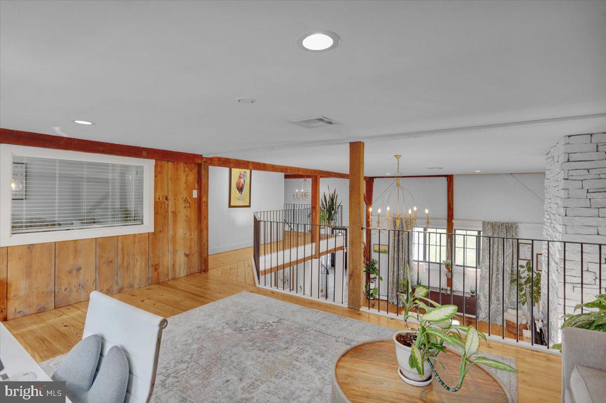 HILLOCH MANOR - Residential