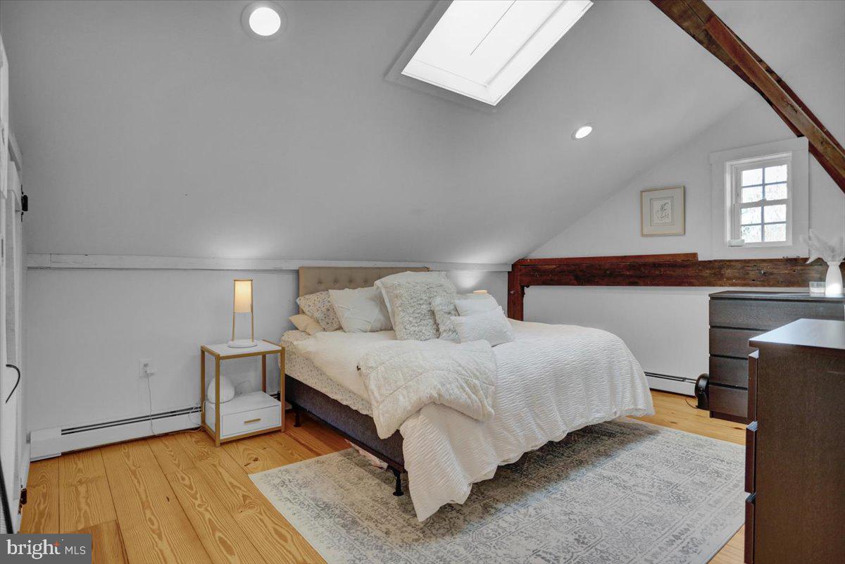 HILLOCH MANOR - Residential