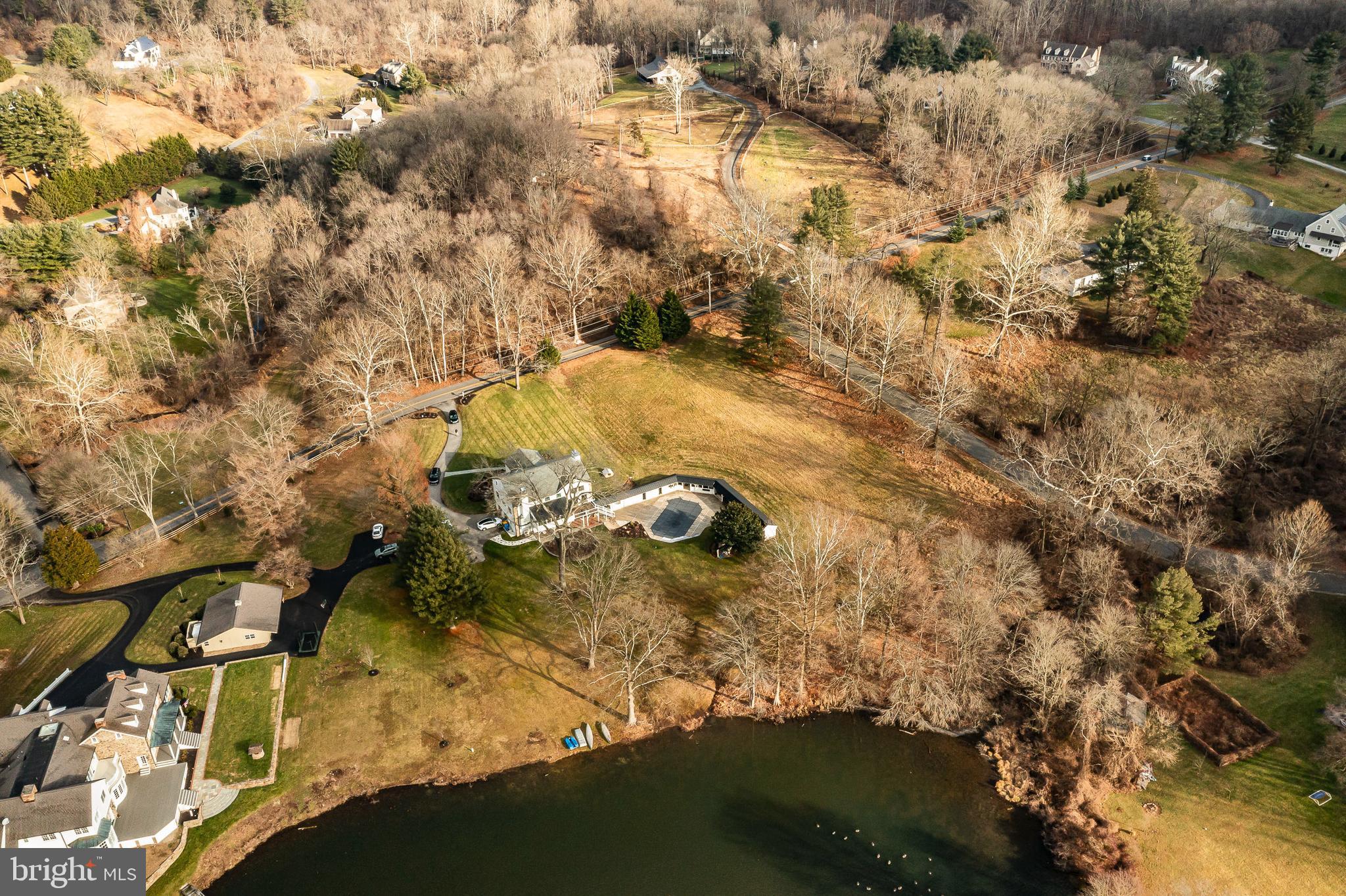 HILLOCH MANOR - Residential