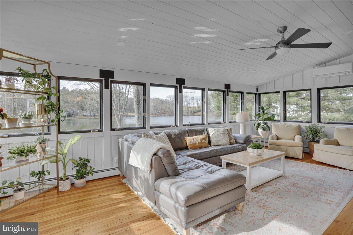 HILLOCH MANOR - Residential