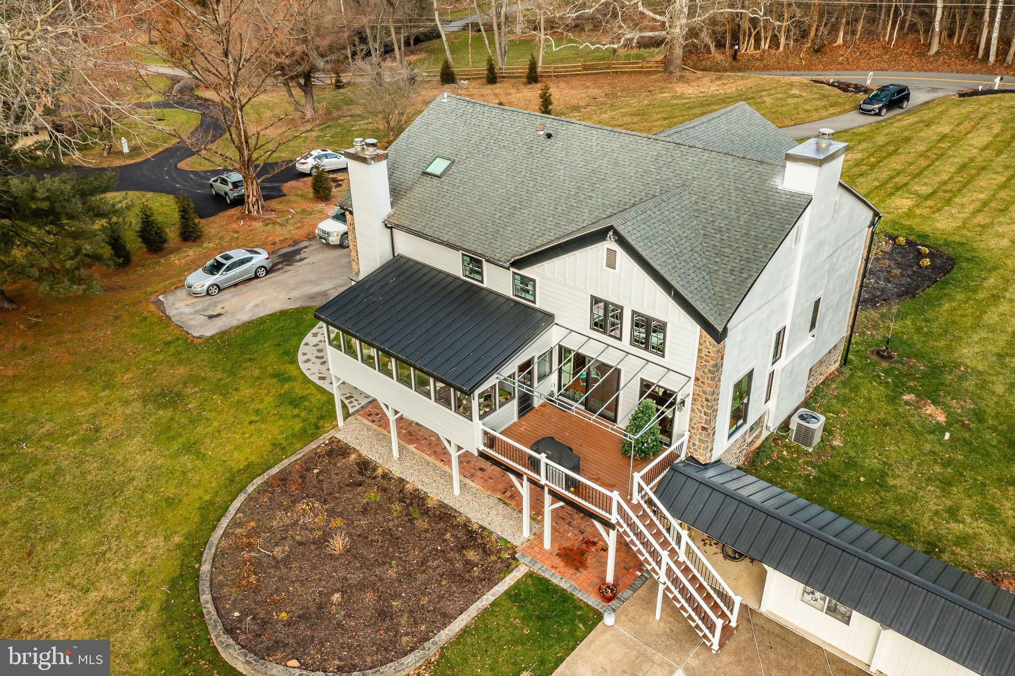 HILLOCH MANOR - Residential