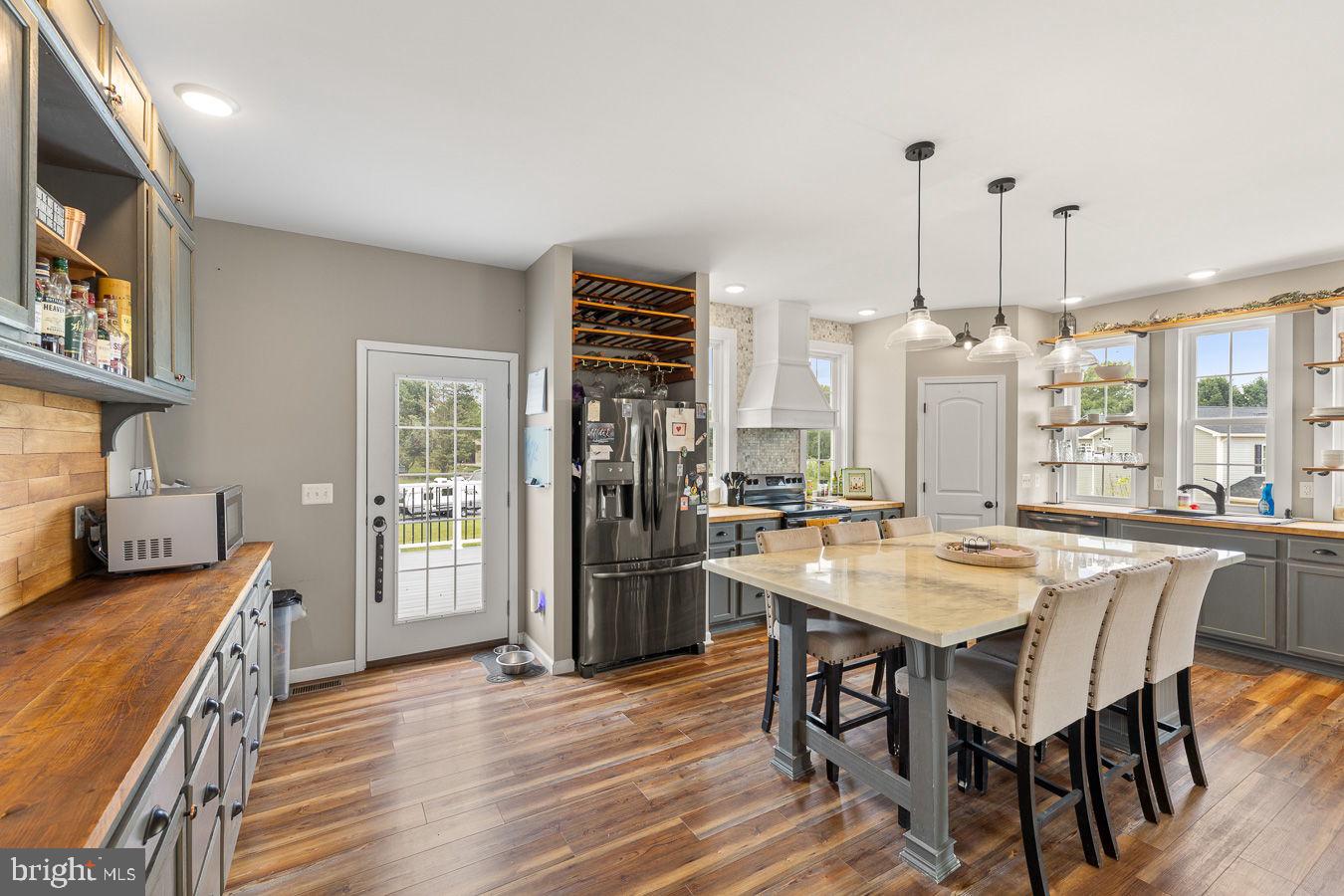 VALLEY VIEW - Residential