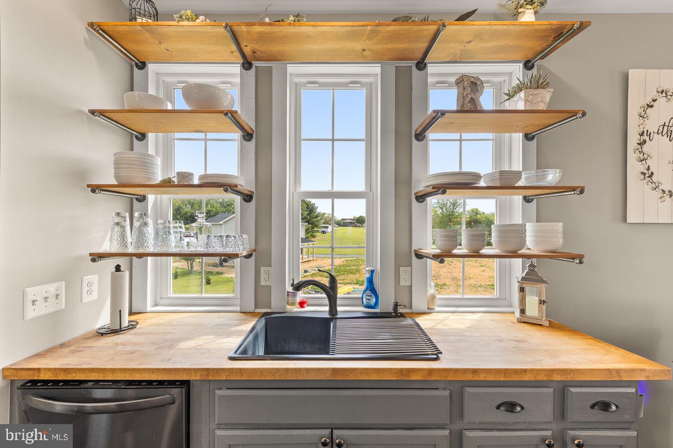 VALLEY VIEW - Residential