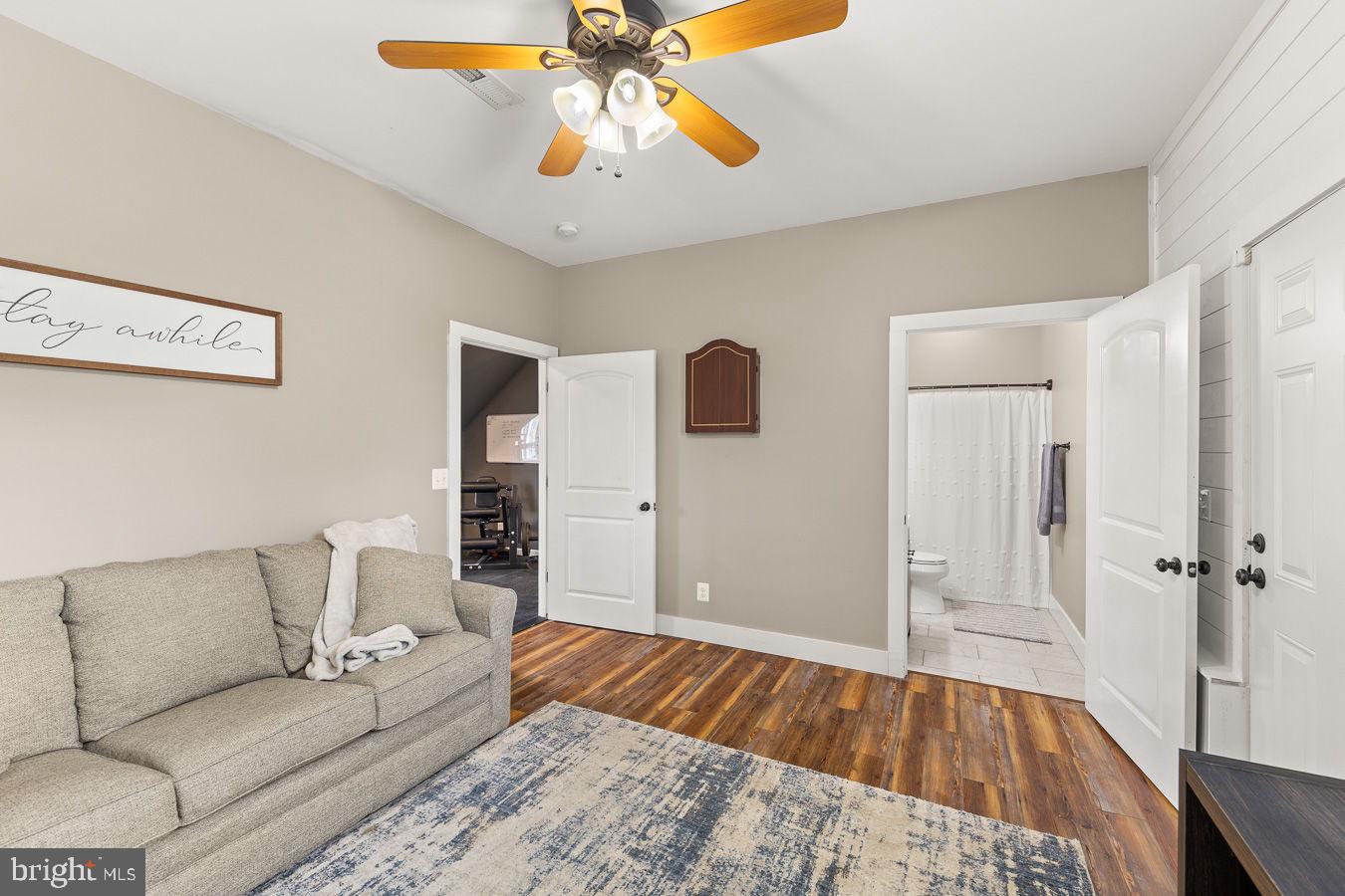 VALLEY VIEW - Residential