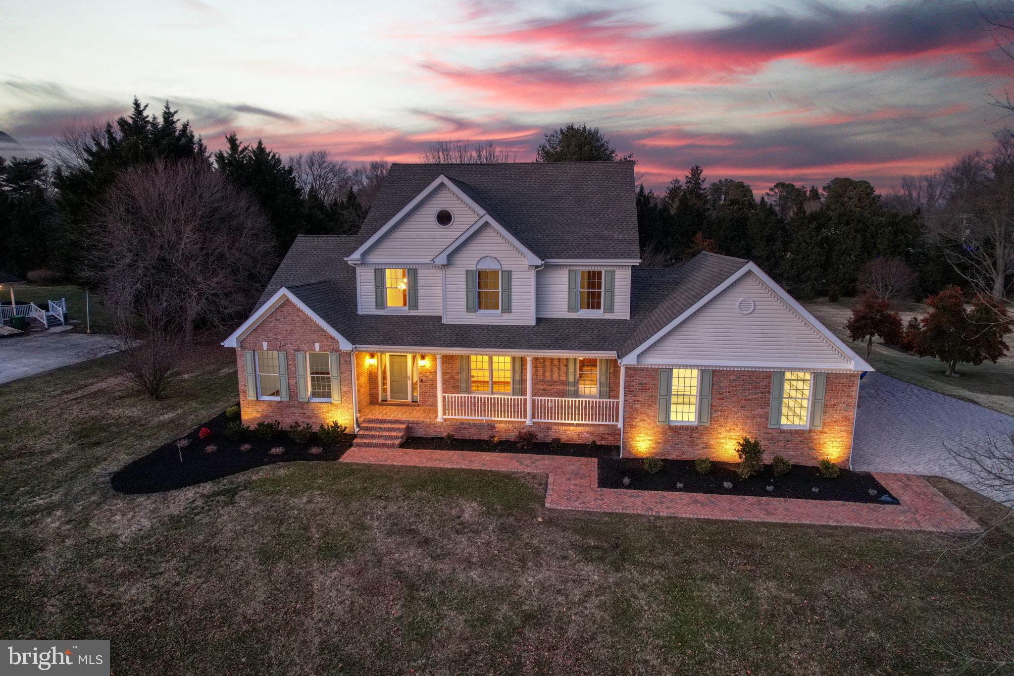 NORTHRIDGE - Residential