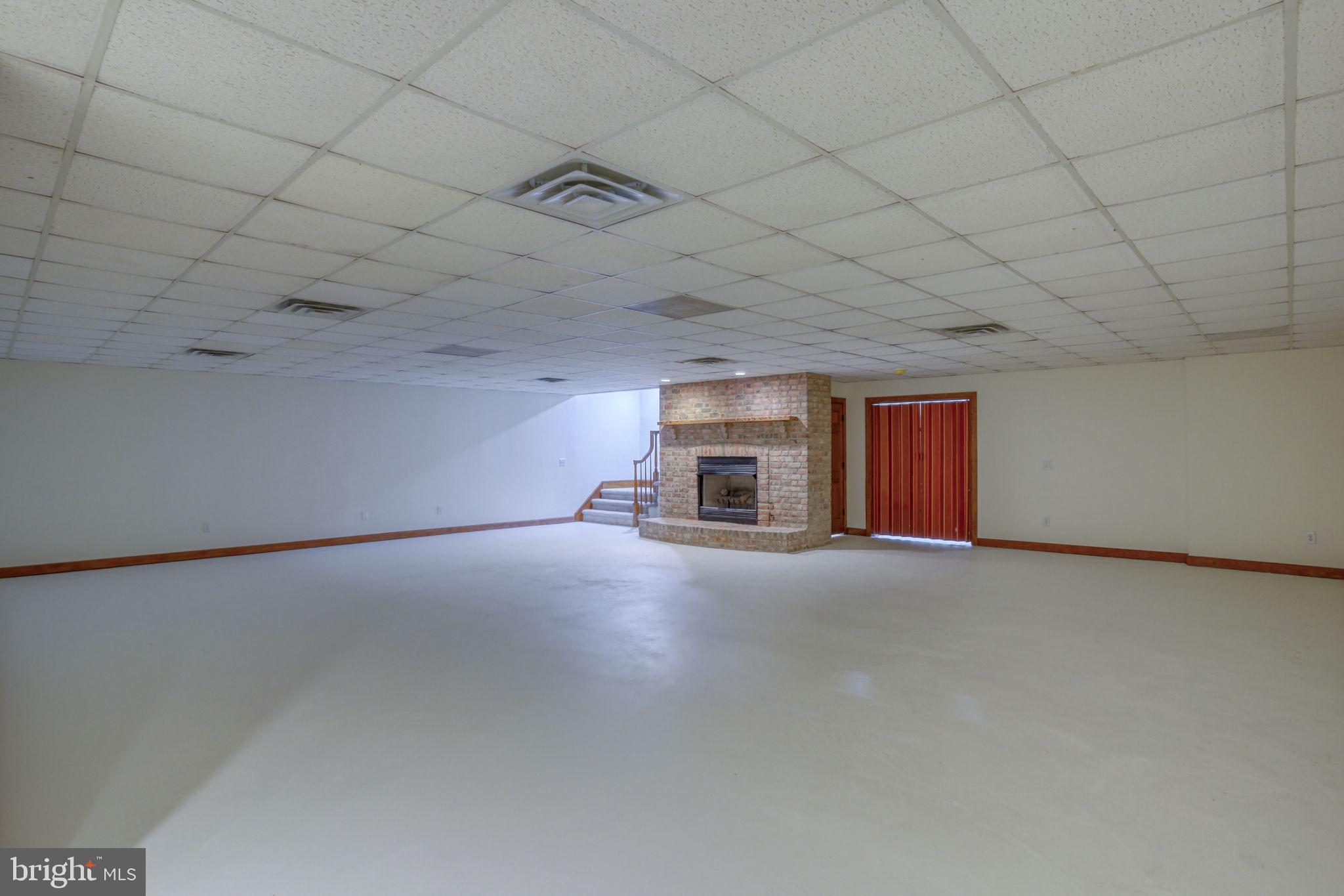 NORTHRIDGE - Residential