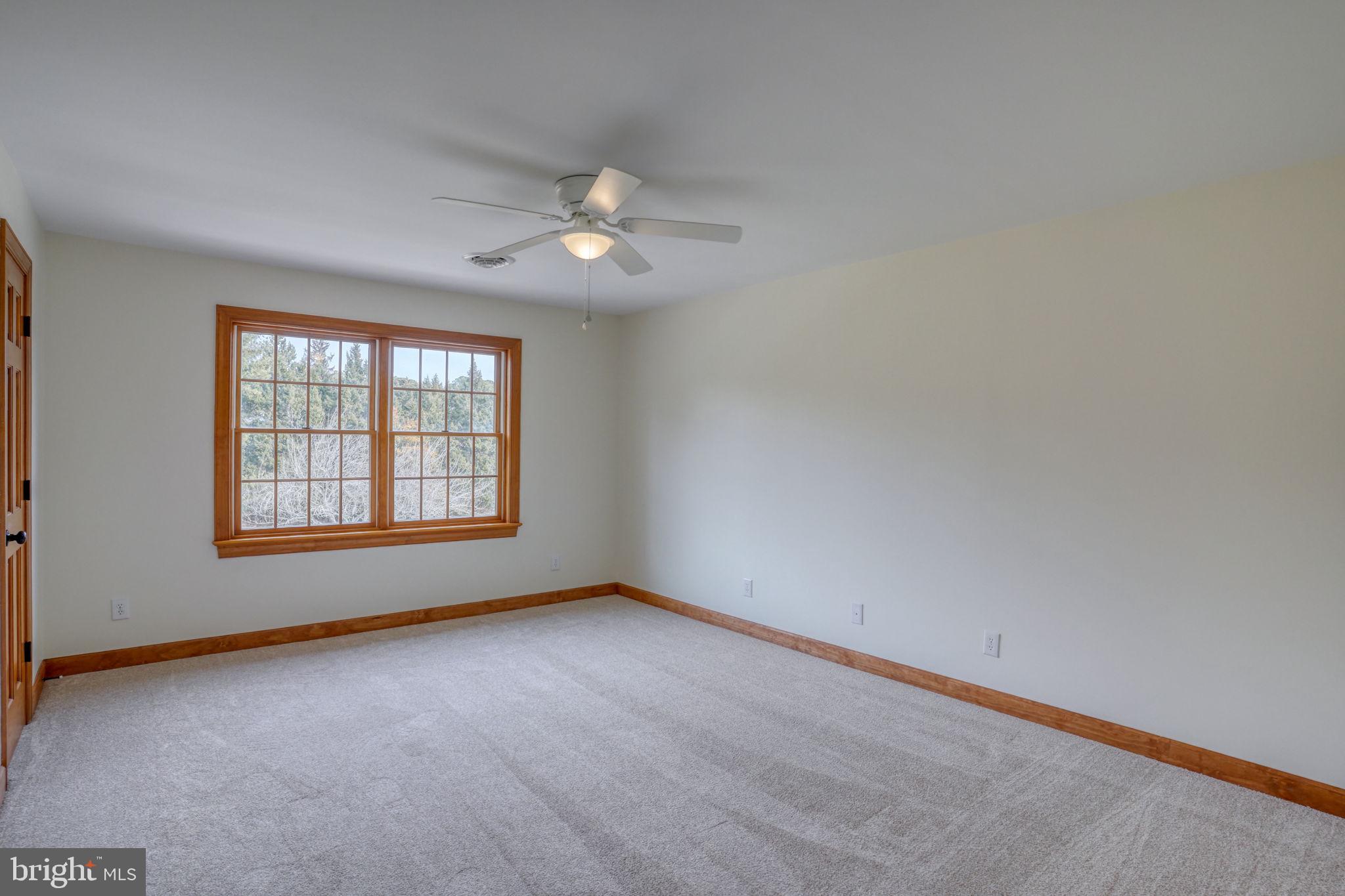 NORTHRIDGE - Residential