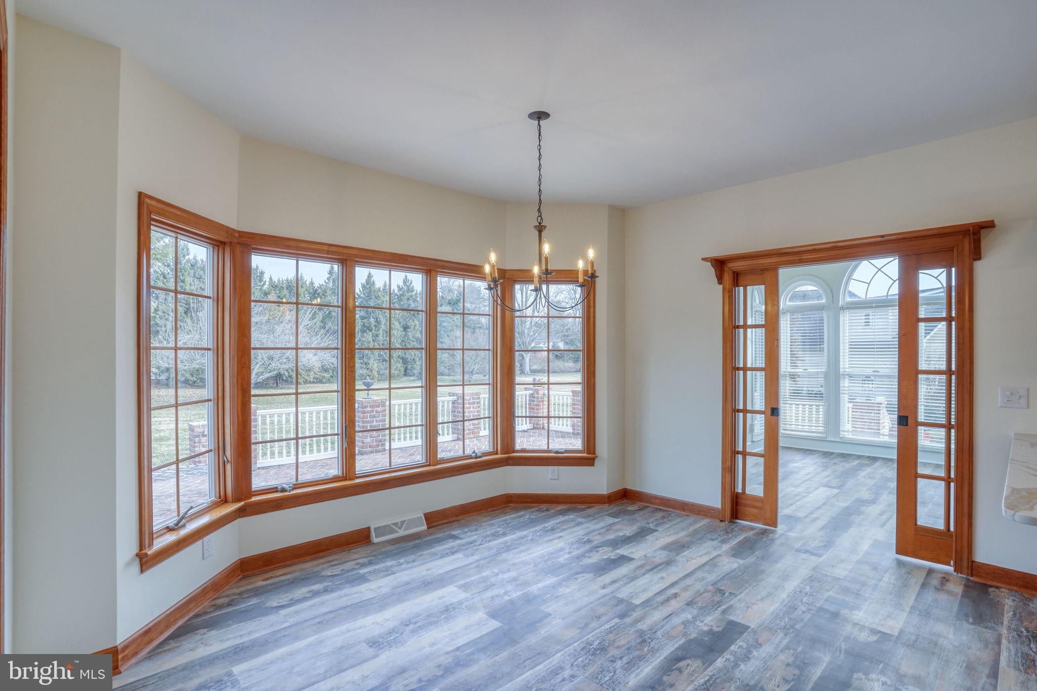 NORTHRIDGE - Residential