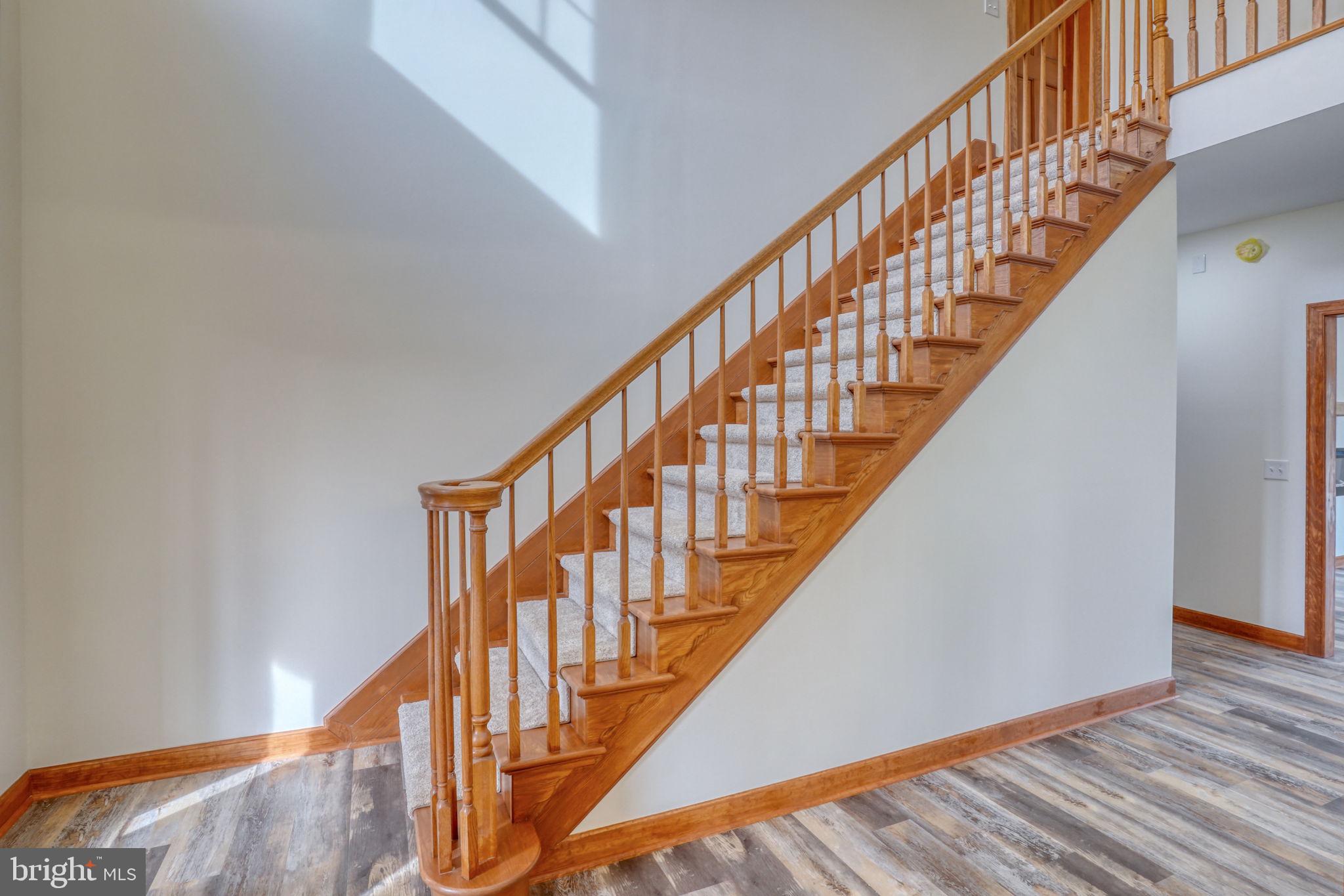 NORTHRIDGE - Residential