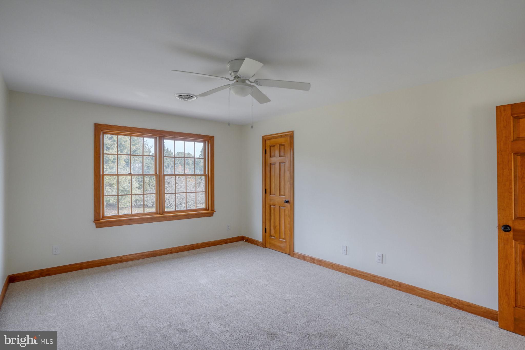 NORTHRIDGE - Residential