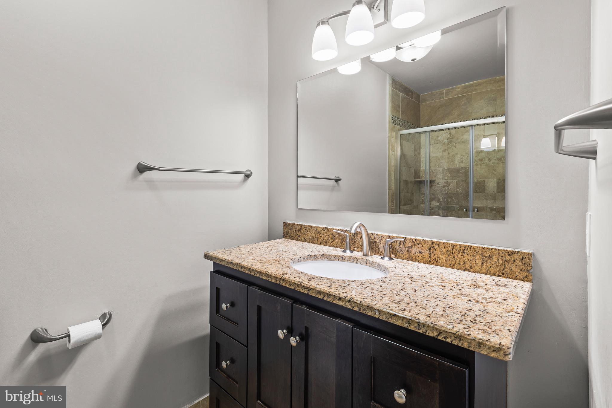 STONEHURST - Residential Lease