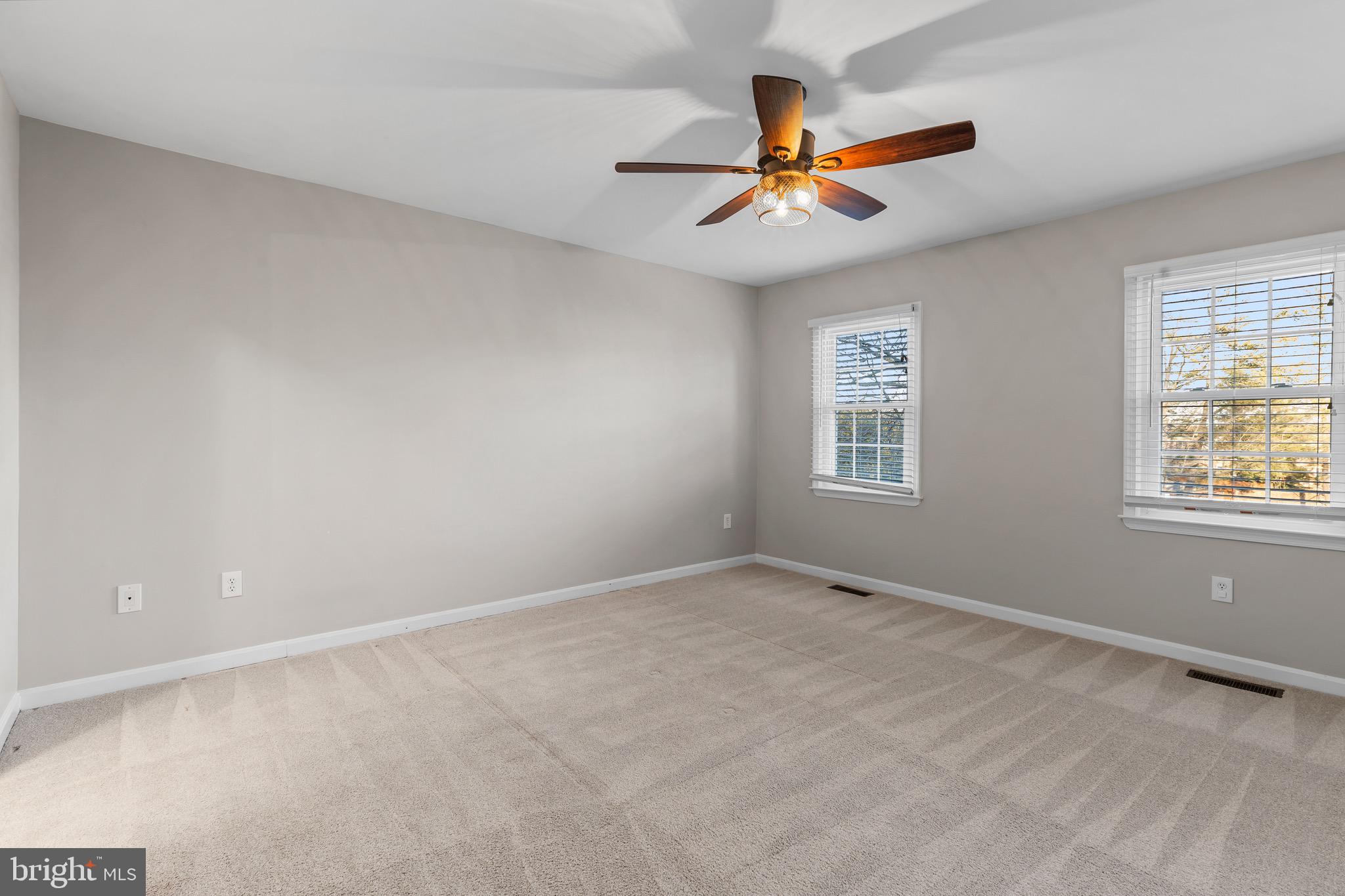 STONEHURST - Residential Lease