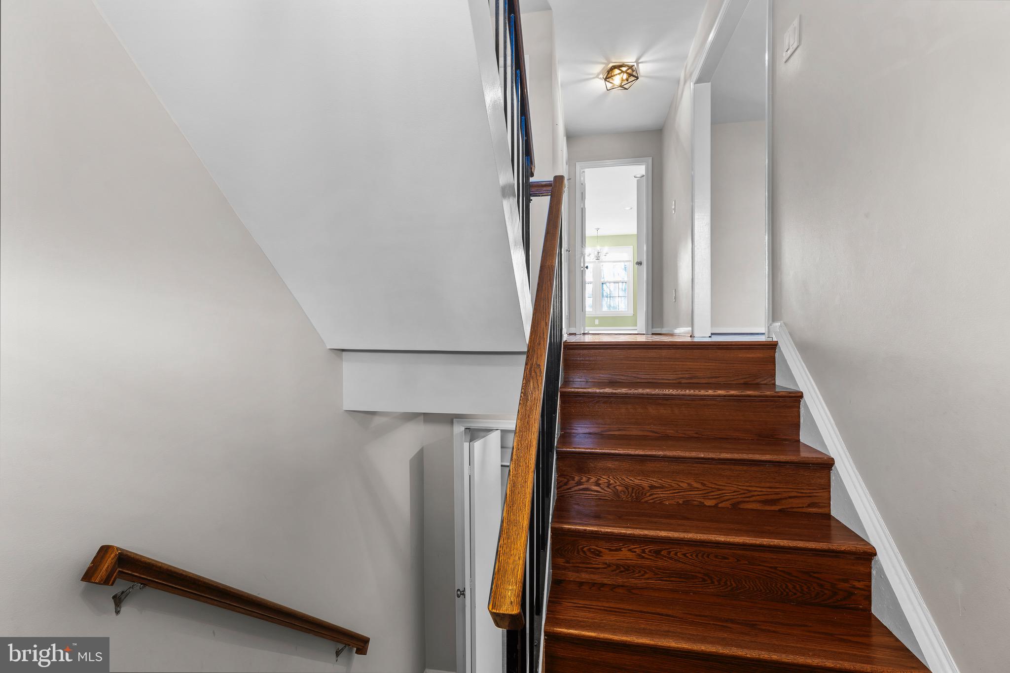 STONEHURST - Residential Lease