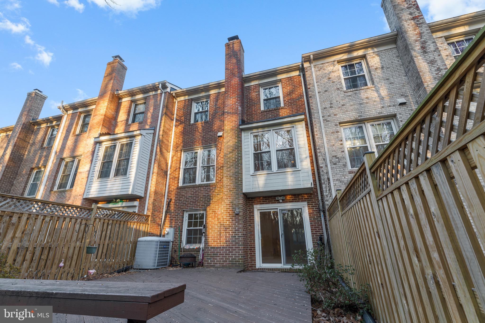 STONEHURST - Residential Lease