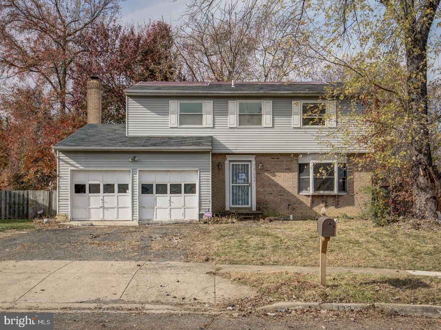 Priced To Sell Fast! THIS IS THE PERFECT HANDYMAN OPPORTUNITY. A RARE FIND! A 3 level COLONIAL STYLE SINGLE FAMILY HOUSE WITH 4 BEDROOMS AND 2 FULL BATHS ON THE TOP LEVEL.The location offers not only convenience to amenities like Safeway, restaurants, and shopping, but also easy access to key destinations like National Harbor, MGM Grand, Old Town Alexandria, and more. Commuters will appreciate being blocks away from a metro bus stop, offering swift connections to the nearest station