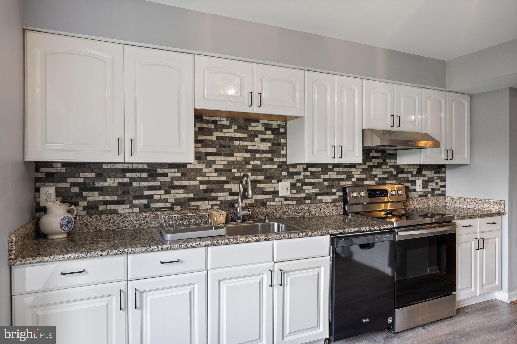 VILLAGE OF HARPERS CHOICE - Residential