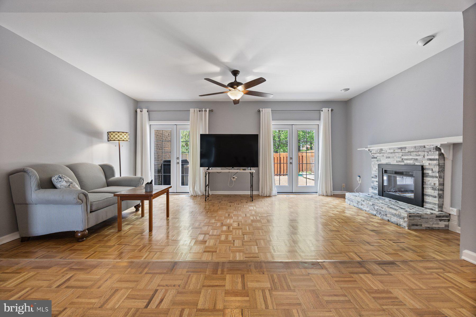 VILLAGE OF HARPERS CHOICE - Residential