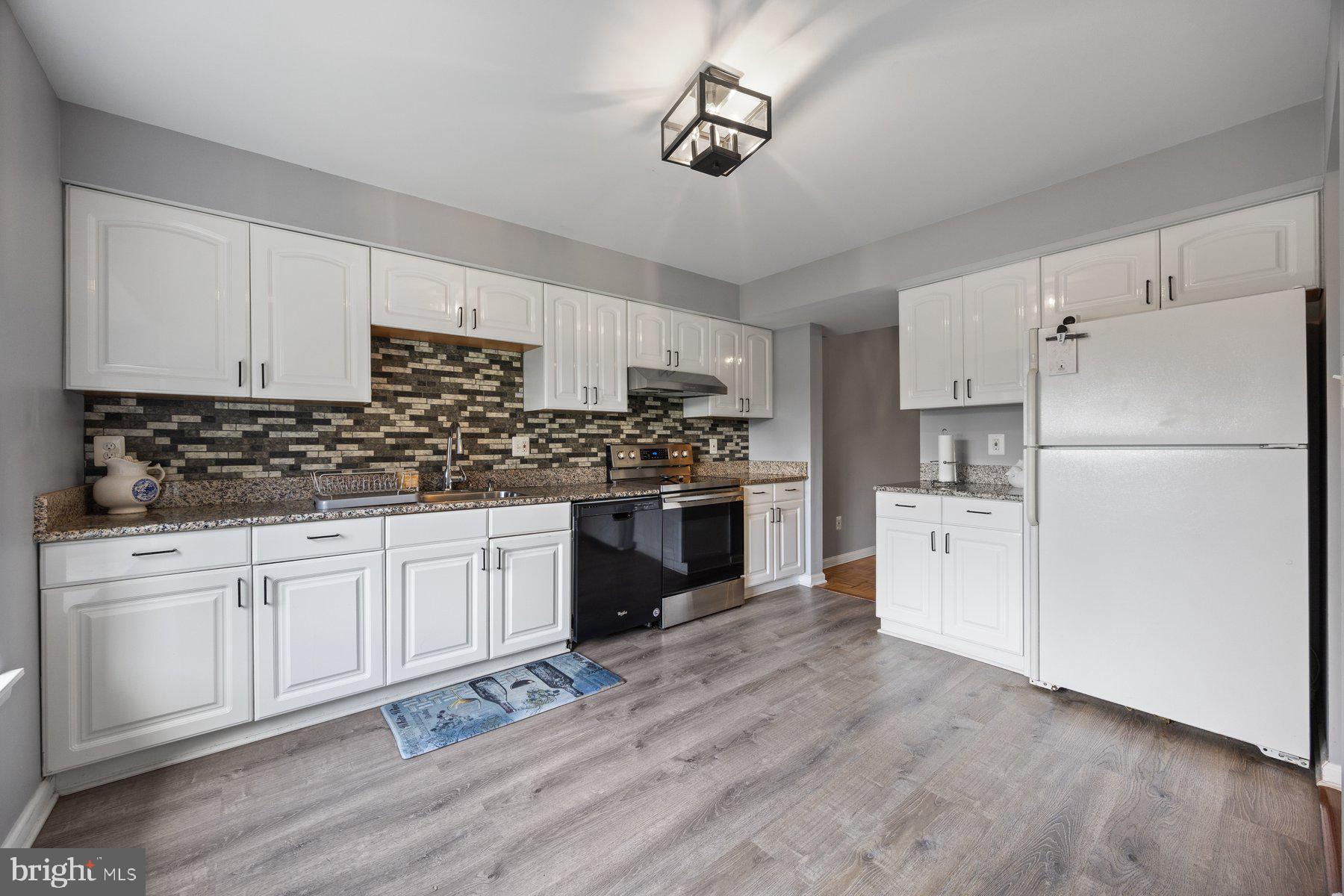 VILLAGE OF HARPERS CHOICE - Residential