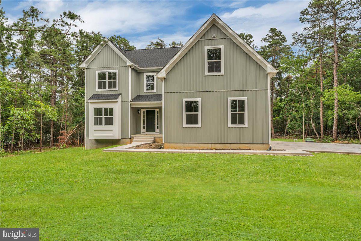 4 SANDCASTLE DRIVE