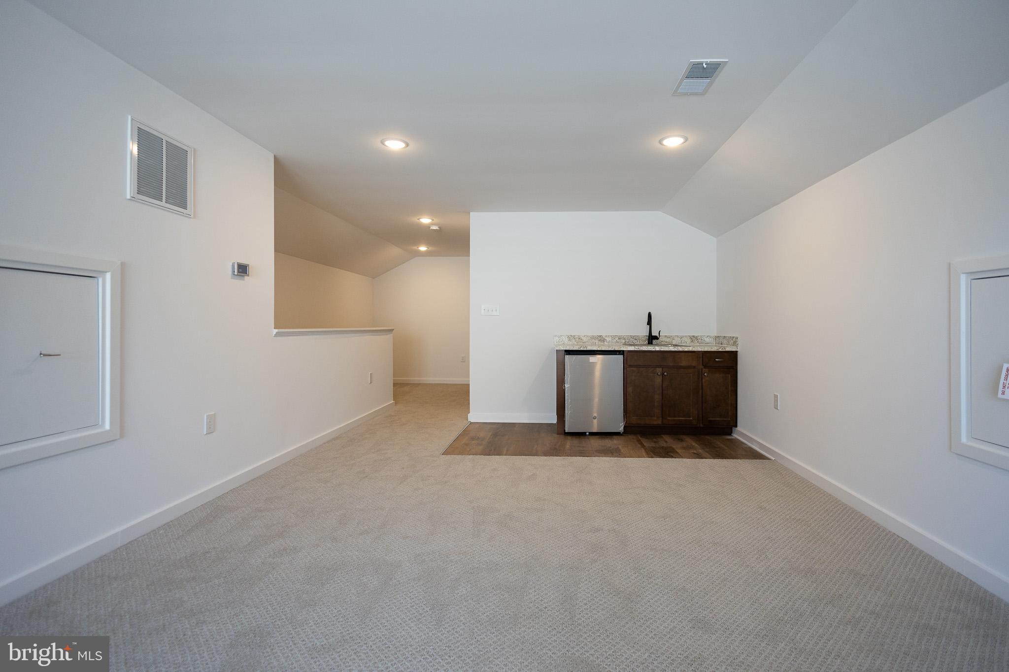 THE VILLAS AT WARM SPRINGS - Residential