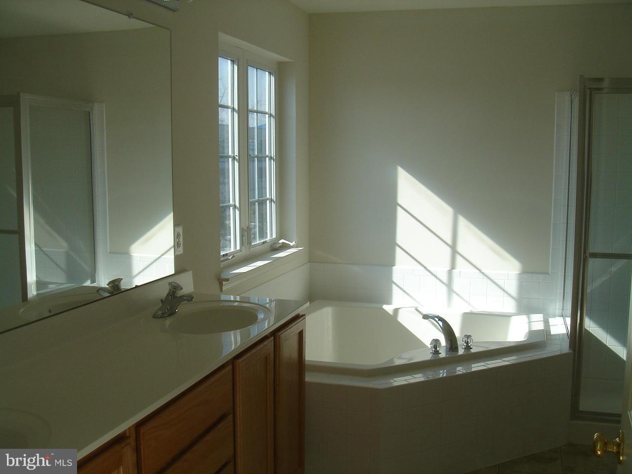 HAMPTONS OF BRIGHTWOOD - Residential Lease