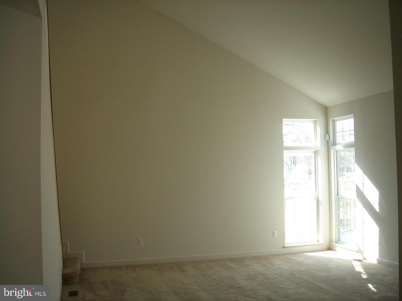 HAMPTONS OF BRIGHTWOOD - Residential Lease